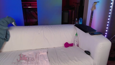 realjuliajane  07-09-2022